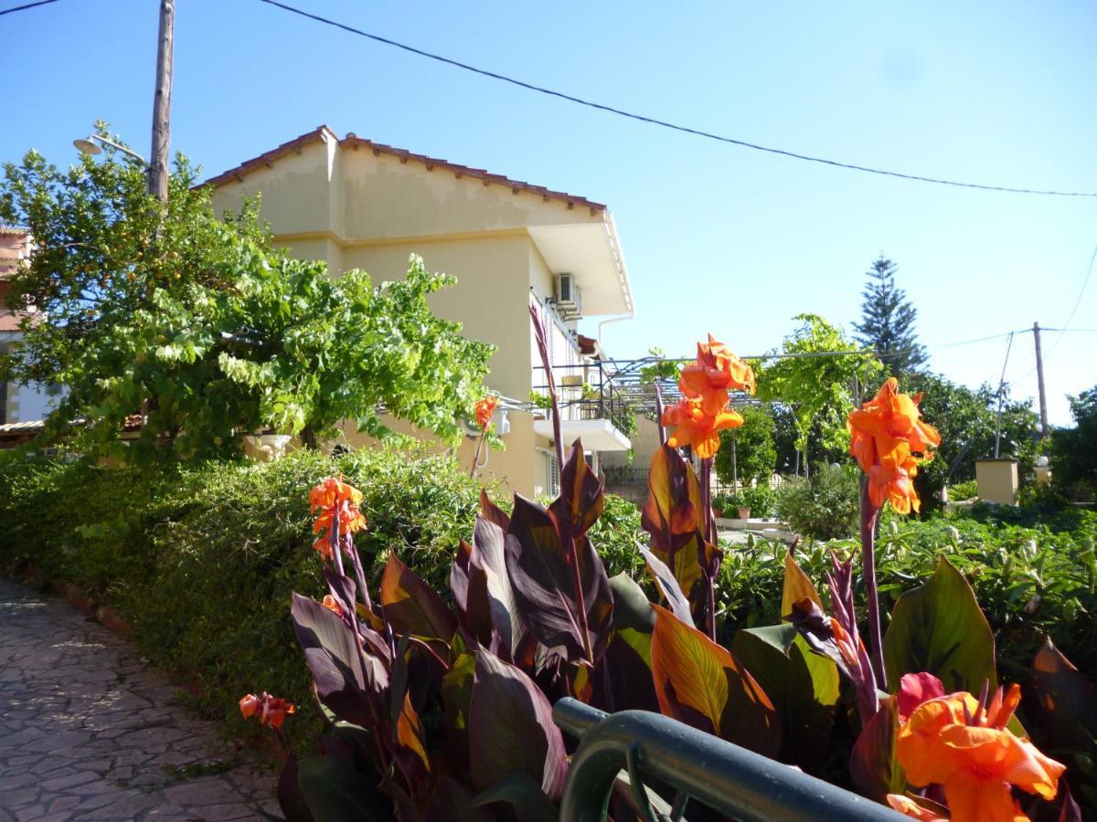 Giannis Apartment Agios Georgios Pagon Exterior foto