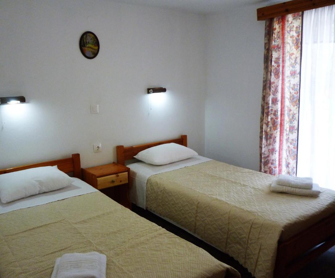 Giannis Apartment Agios Georgios Pagon Exterior foto