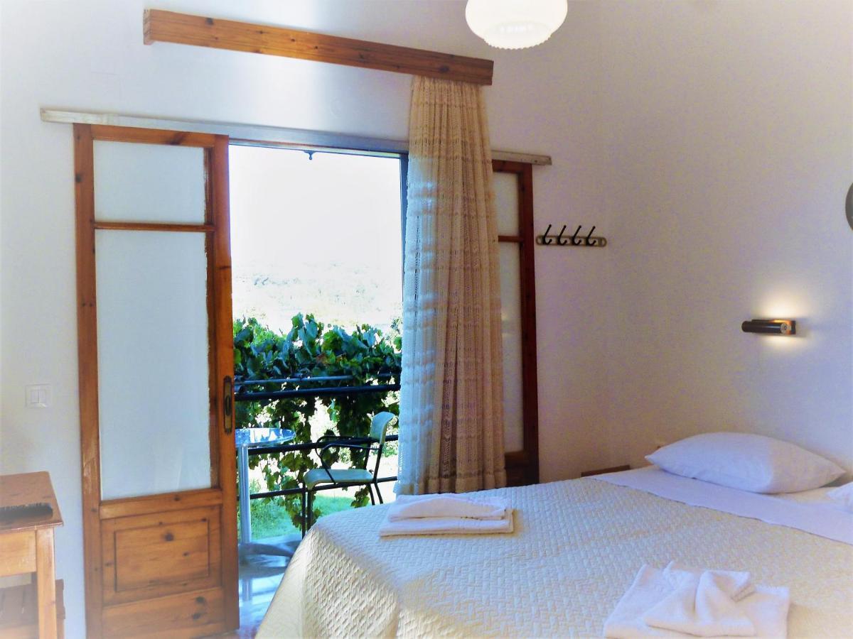 Giannis Apartment Agios Georgios Pagon Exterior foto